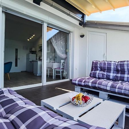 Apartment Lana Цриквеница Экстерьер фото