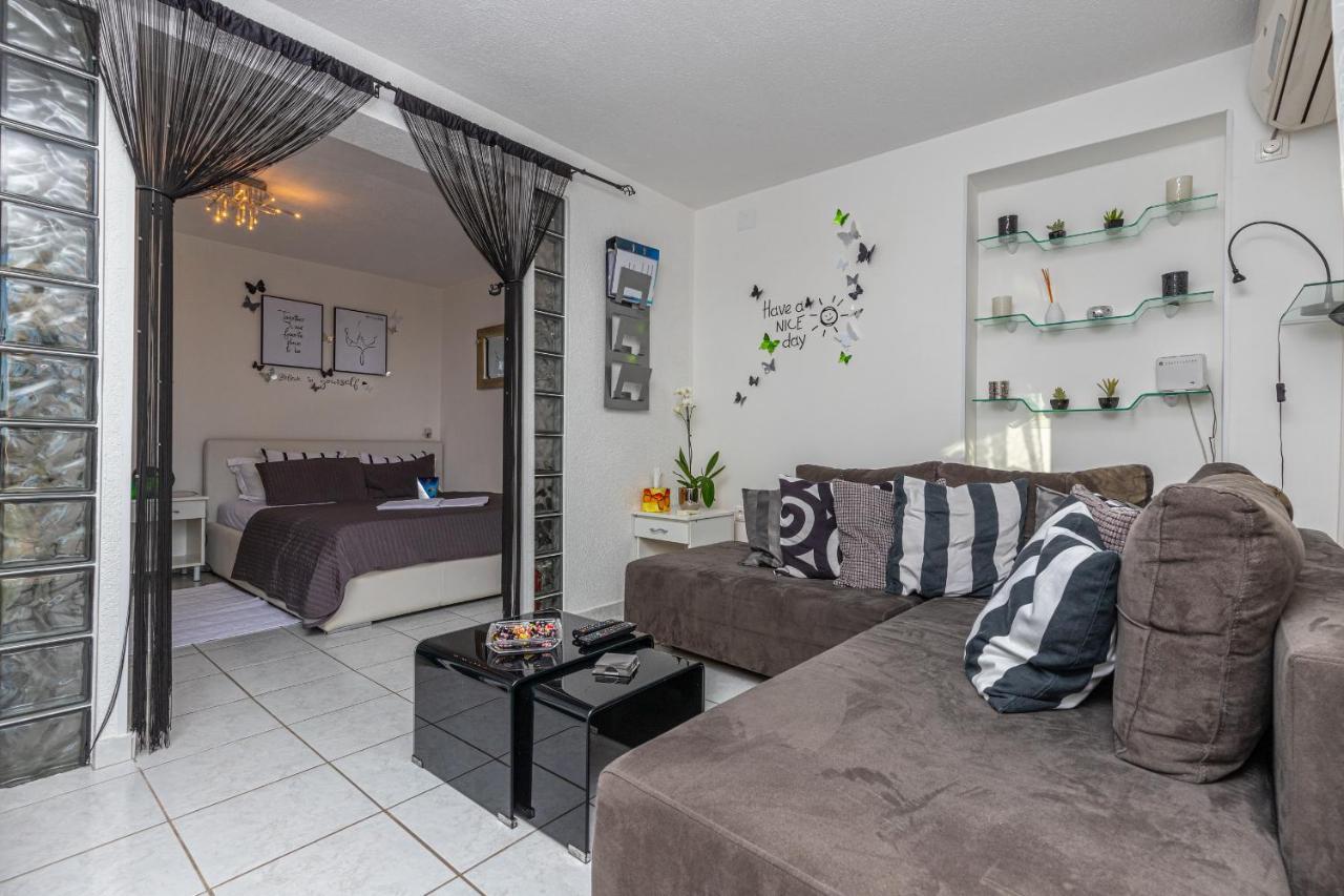 Apartment Lana Цриквеница Экстерьер фото