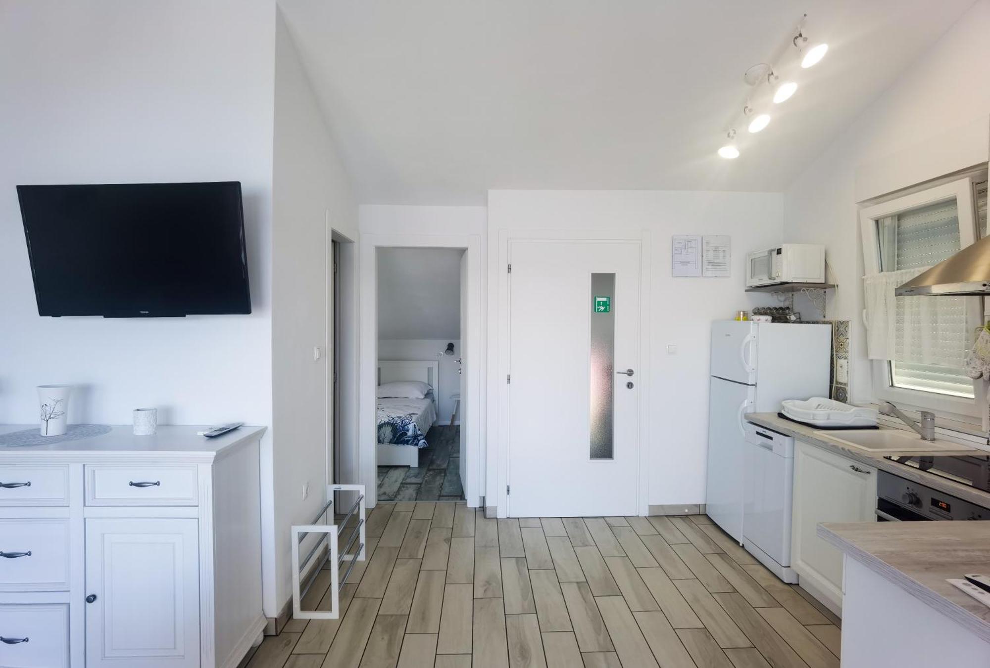 Apartment Lana Цриквеница Экстерьер фото