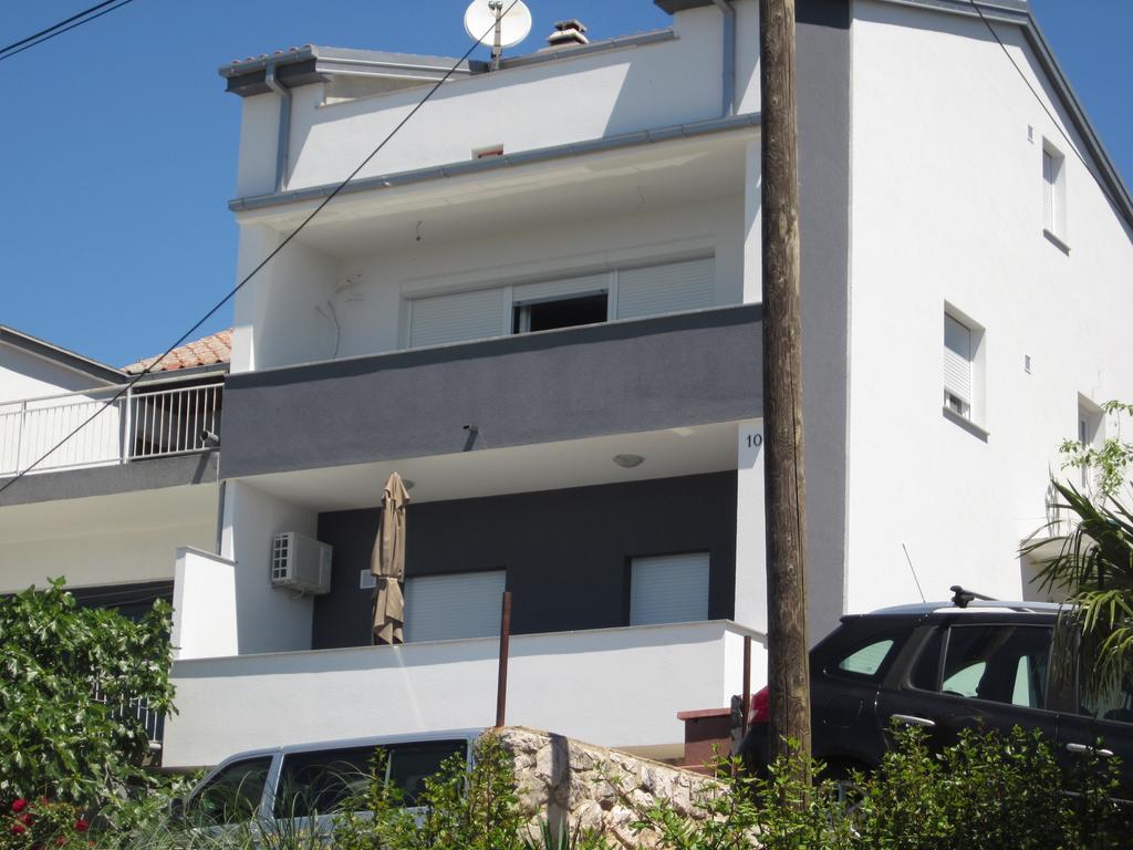 Apartment Lana Цриквеница Экстерьер фото